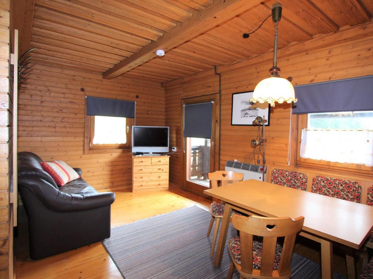 Beautiful Apartment In A Renovated Farmhouse In Fresach Carinthia Стая снимка